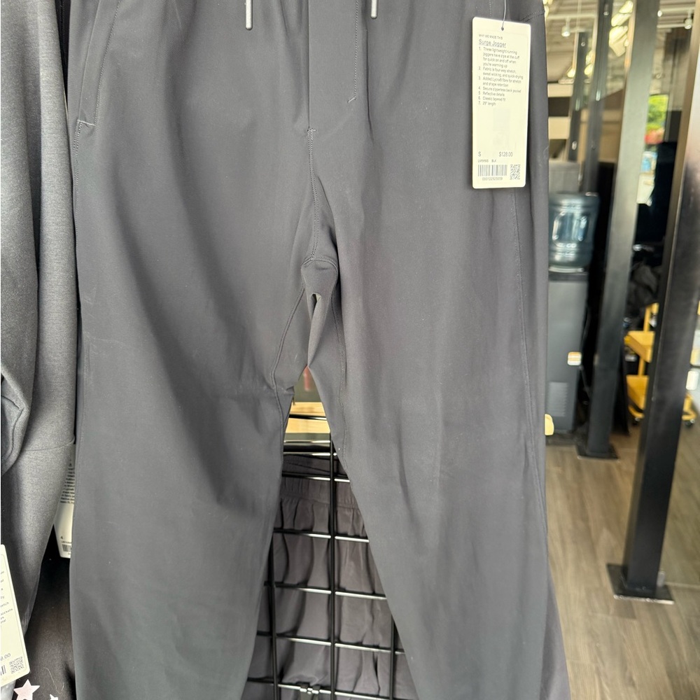 Lululemon Athletica Surge Jogger in Black